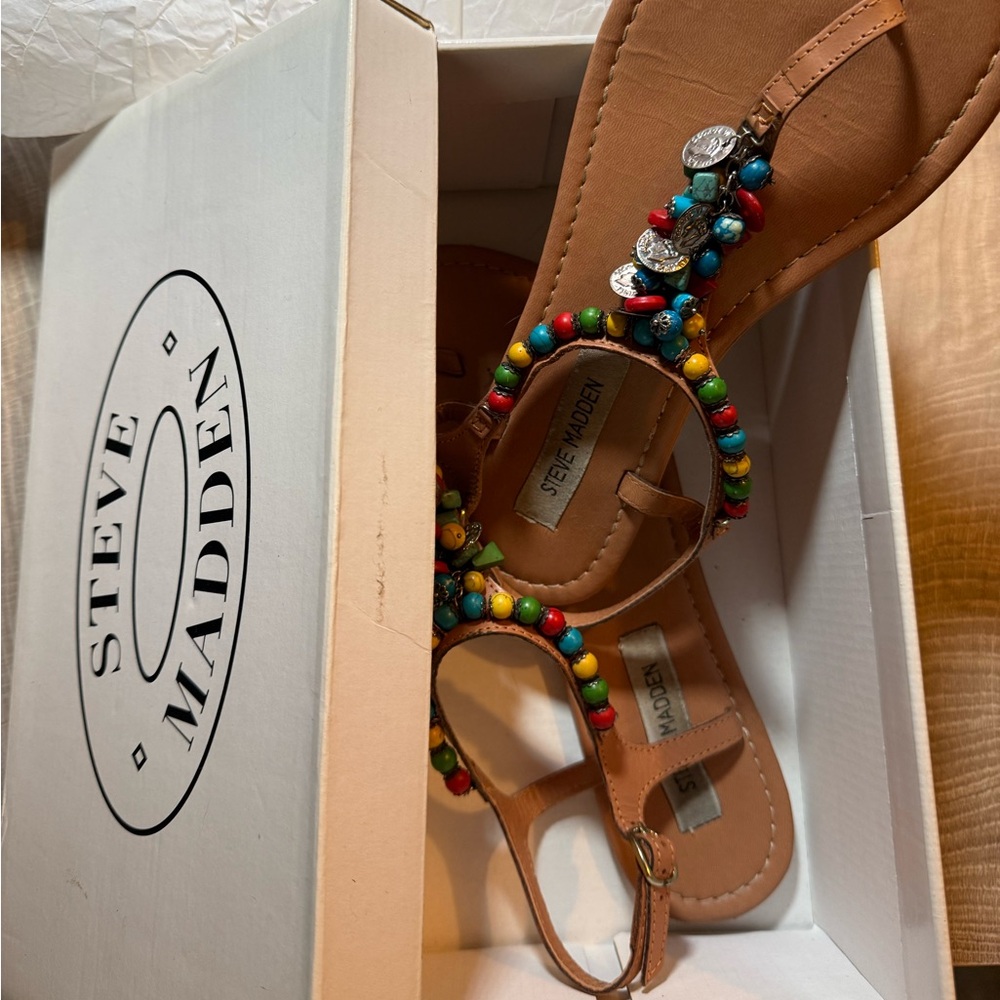 Steve Madden “Cheerful” Beaded Sandals (9)